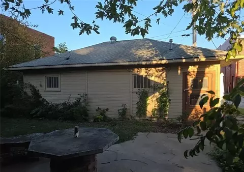 Exterior - 203 N Walnut, Iola, KS 66749 photo 2 of 2