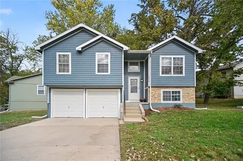 7436 Oakland Ave, Kansas City, KS 66112