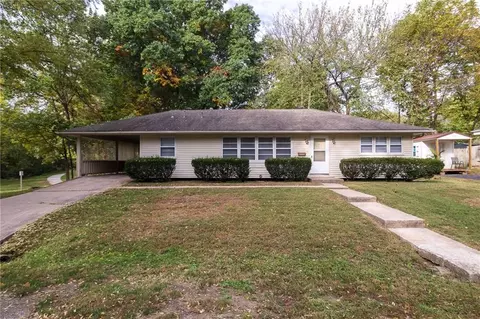 5444 N Cypress Ave, Kansas City, MO 64119