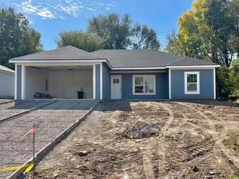 603 W Lexington St, Richmond, MO 64085