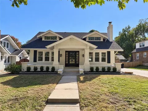7 E 66th St, Kansas City, MO 64113