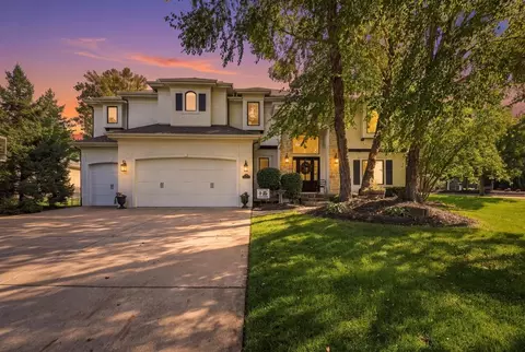 16253 Stearns St, Overland Park, KS 66221