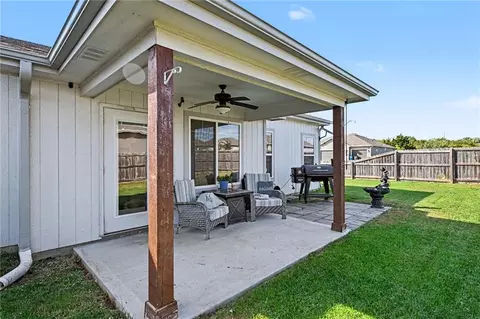 Exterior - 2504 E 26th St, Lawrence, KS 66046 photo 5 of 6