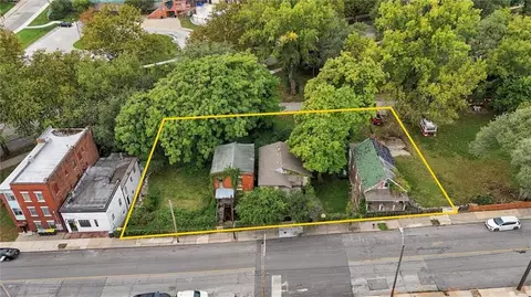 2018 Summit St, Kansas City, MO 64108
