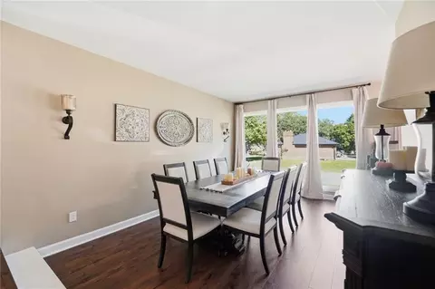 Dining - 201 SE Westwind Dr, Lees Summit, MO 64063 photo 2 of 7