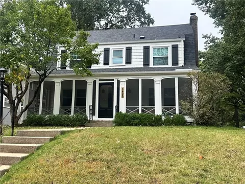 6400 Morningside Dr, Kansas City, MO 64113