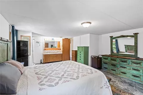 Bedroom - 977 SE 87p Rd, Deepwater, MO 64740 photo 2 of 3