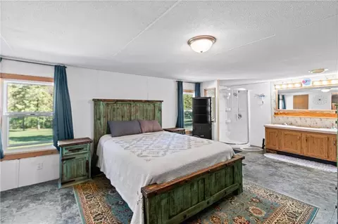 Bedroom - 977 SE 87p Rd, Deepwater, MO 64740 photo 1 of 3