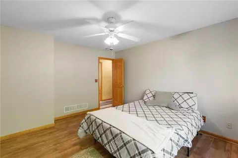 Bedroom - 15733 Pine Cir, Basehor, KS 66007 photo 5 of 7