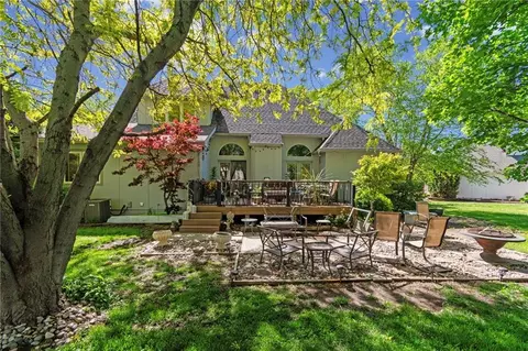Exterior - 15733 Pine Cir, Basehor, KS 66007 photo 6 of 6