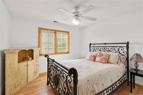 Bedroom - 15733 Pine Cir, Basehor, KS 66007 photo 6 of 7