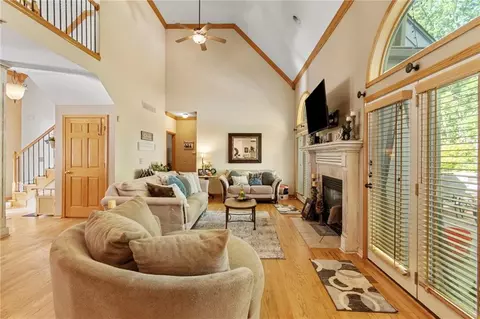 Living - 15733 Pine Cir, Basehor, KS 66007 photo 1 of 3