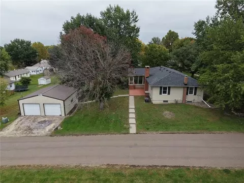 Exterior - 901 N Maple St, Stanberry, MO 64489 photo 8 of 8