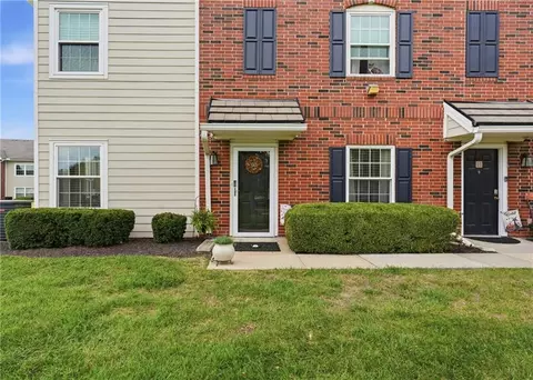 11604 Tomahawk Creek Pkwy #A, Leawood, KS 66211