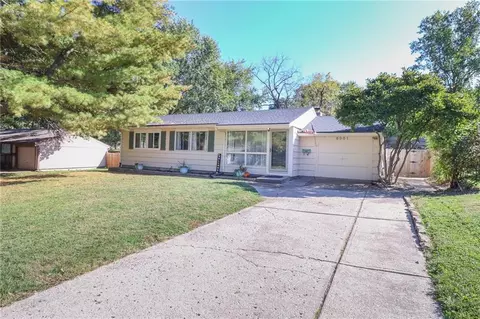 6001 N Tracy Ave, Kansas City, MO 64118