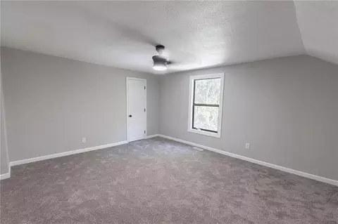 Bedroom - 940 NE 981 Rd, Windsor, MO 65360 photo 4 of 6