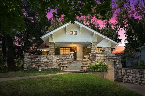 7444 Mercier St, Kansas City, MO 64114