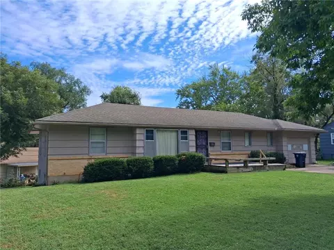 6009 E 102nd St, Kansas City, MO 64134