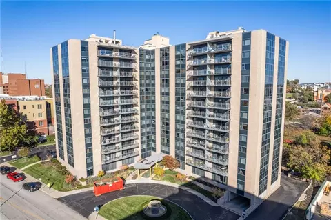4545 Wornall Rd #1109, Kansas City, MO 64111