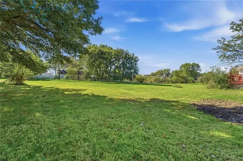 Exterior - 5905 E 210th St, Belton, MO 64012 photo 9 of 9