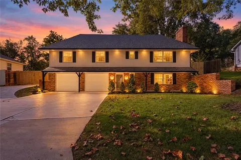 1001 NE 46th Ter, Kansas City, MO 64116