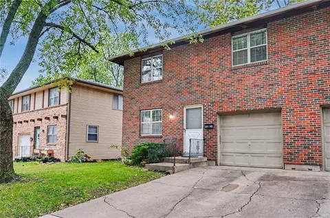 9734 Hadley Dr, Overland Park, KS 66212