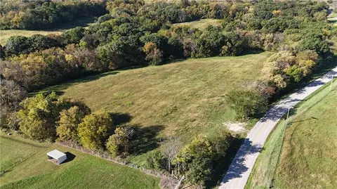 H Highway, Weston, MO 64098 photo 8