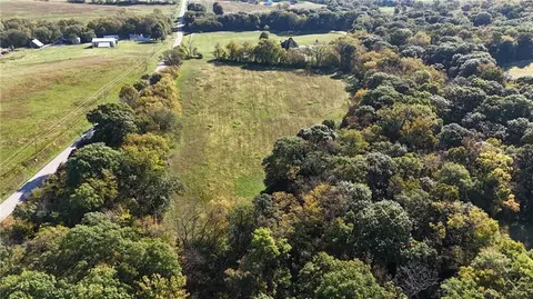 H Highway, Weston, MO 64098 photo 3