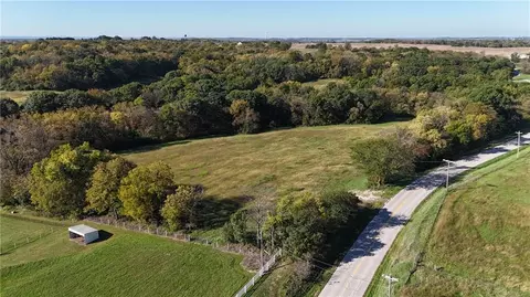 H Highway, Weston, MO 64098 photo 9