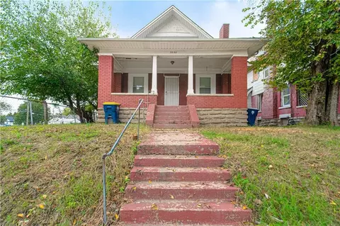3238 Wabash Ave, Kansas City, MO 64109