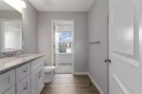 Entry Way - 523 Lemon Mint Dr, Raymore, MO 64083 photo 3 of 3