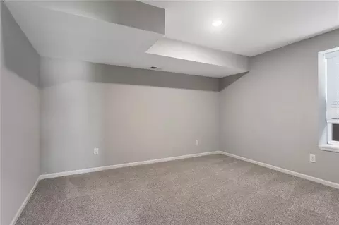 Bedroom - 523 Lemon Mint Dr, Raymore, MO 64083 photo 6 of 7