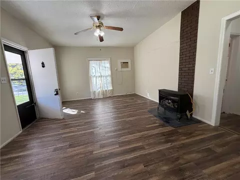 Living - 301 E 6th St, Caney, KS 67333 photo 1 of 3
