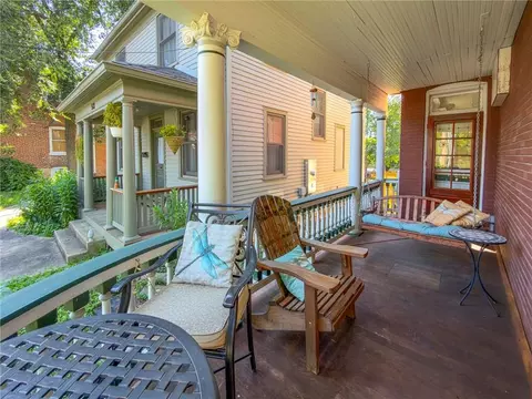 Exterior - 504 W 5th St, Washington, MO 63090 photo 4 of 12