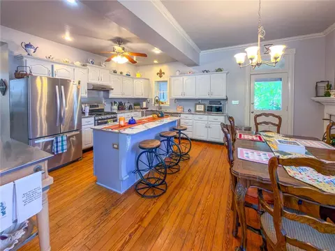 Kitchen - 504 W 5th St, Washington, MO 63090 photo 1 of 2