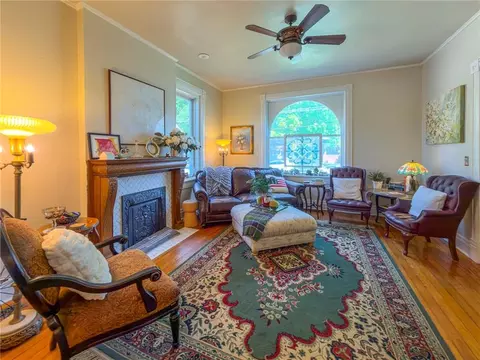 Living - 504 W 5th St, Washington, MO 63090 photo 1 of 5