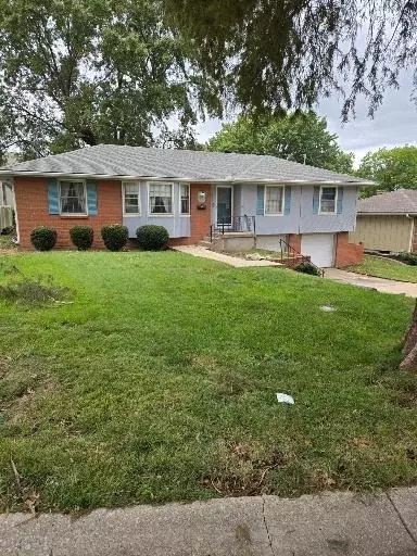 10718 Mcgee St, Kansas City, MO 64114