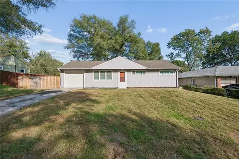 11305 Mckinley Ave, Kansas City, MO 64134