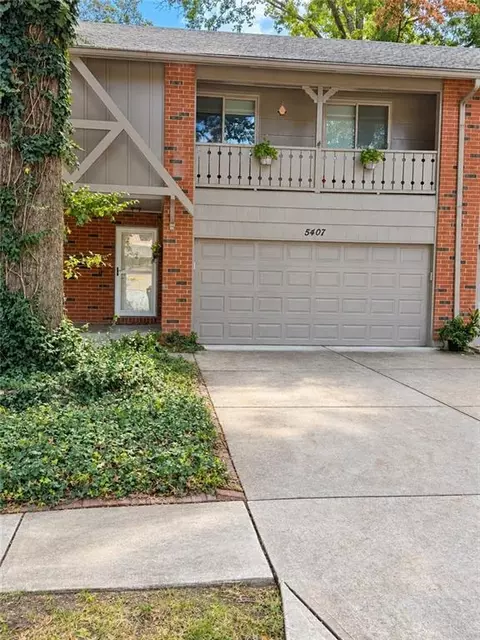 5407 W 103 Ter, Overland Park, KS 66207