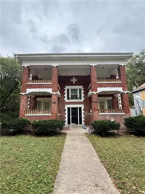 3016 Olive St, Kansas City, MO 64109