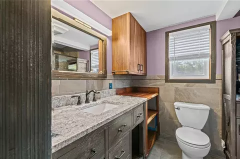 Bath - 203 Frank St, Edgerton, MO 64444 photo 1 of 2