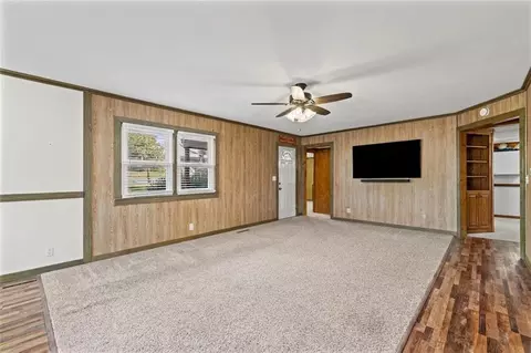 Living - 203 Frank St, Edgerton, MO 64444 photo 2 of 3