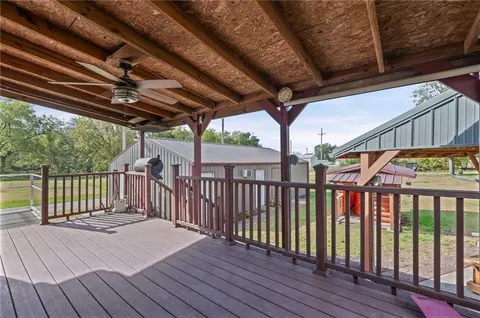Exterior - 203 Frank St, Edgerton, MO 64444 photo 3 of 11