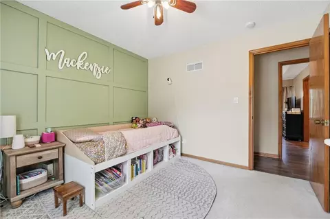 Bedroom - 702 Raven St, Raymore, MO 64083 photo 4 of 7