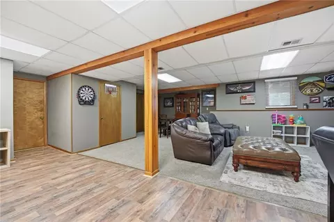Entry Way - 702 Raven St, Raymore, MO 64083 photo 4 of 4