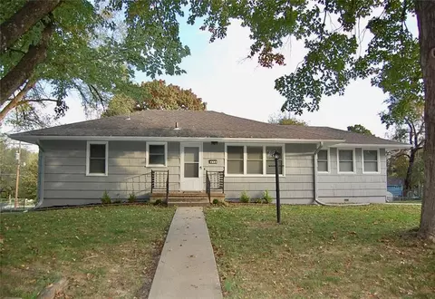 412 Logan St, Leavenworth, KS 66048