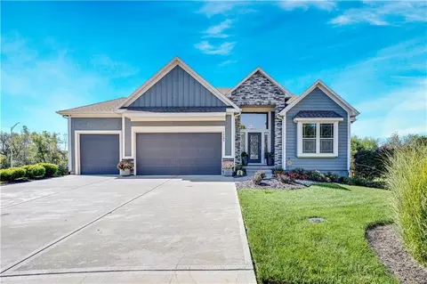 16680 S Kaw St, Olathe, KS 66062