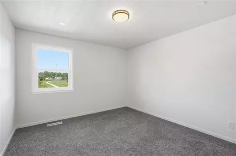 Bedroom - 307 E Main St # B, Smithville, MO 64089 photo 4 of 5
