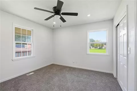 Bedroom - 307 E Main St # B, Smithville, MO 64089 photo 2 of 5