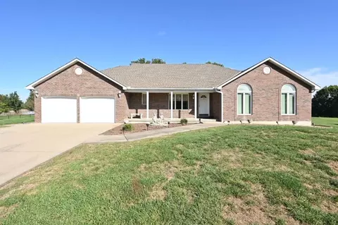 14 Pine View Rd, Platte City, MO 64079